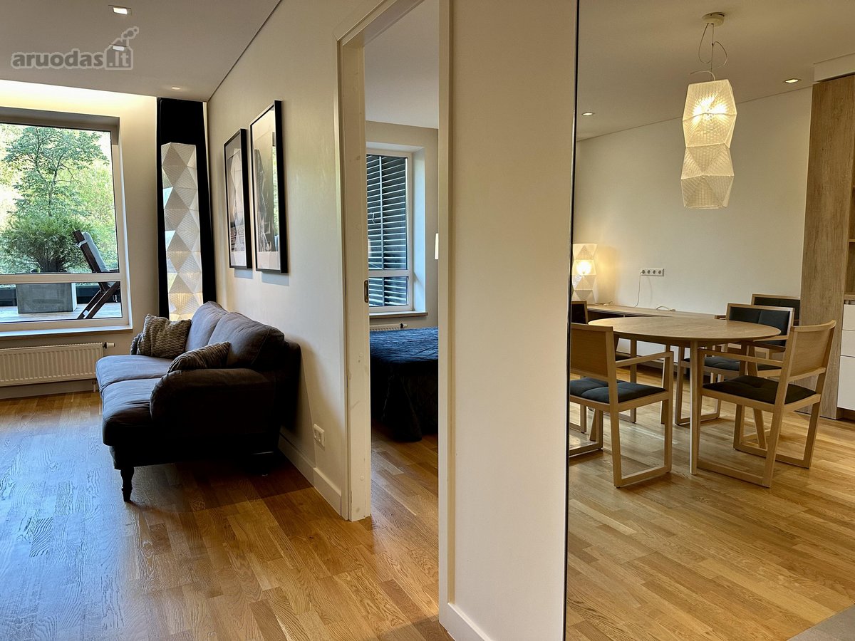 Išskirtinis, pilnai įrengtas 2 k. 51 m² butas - nuotraukos Nr. 2