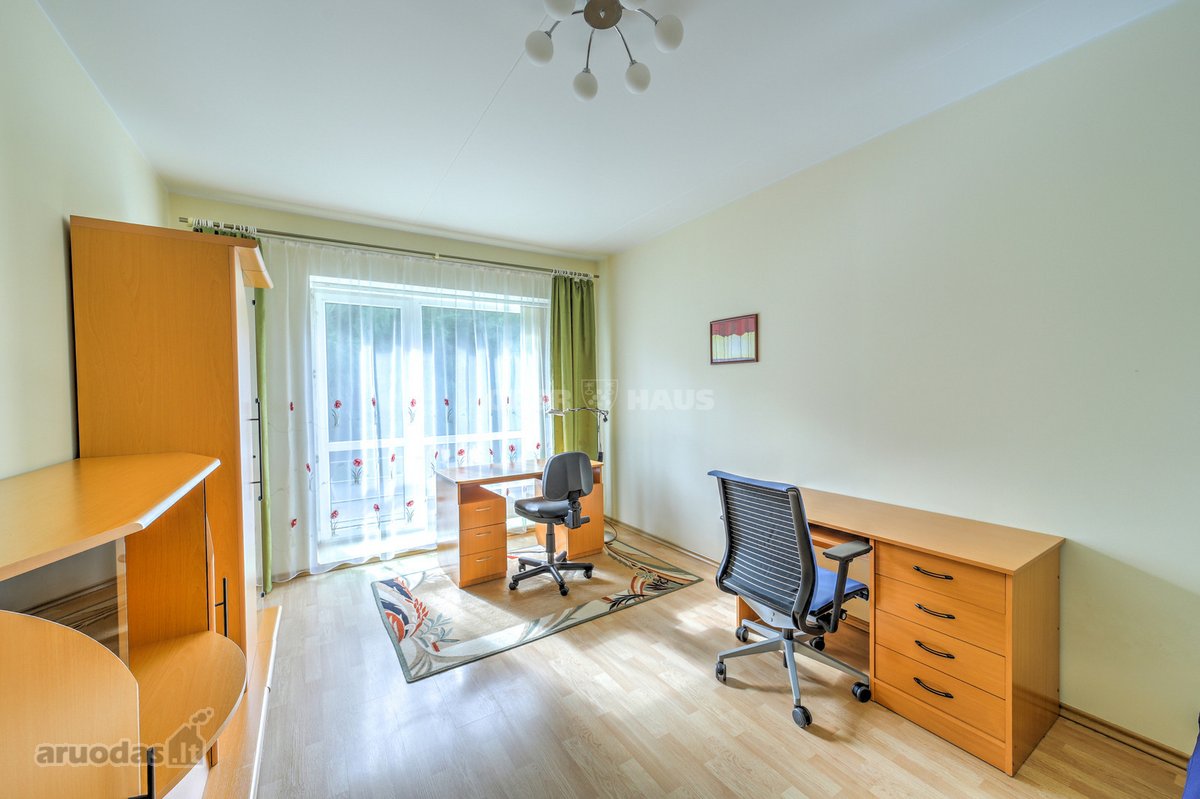 Išnuomojamas erdvus 4 kambarių butas - nuotraukos Nr. 11