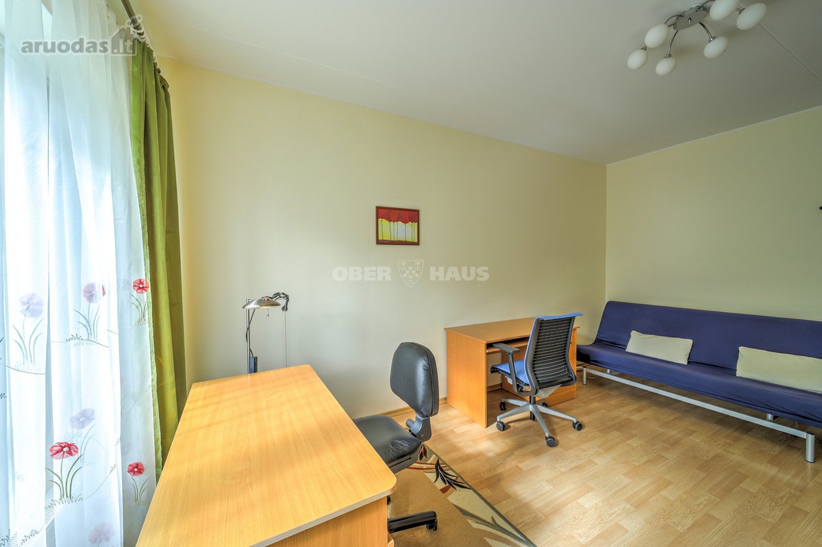 Išnuomojamas erdvus 4 kambarių butas - nuotraukos Nr. 13