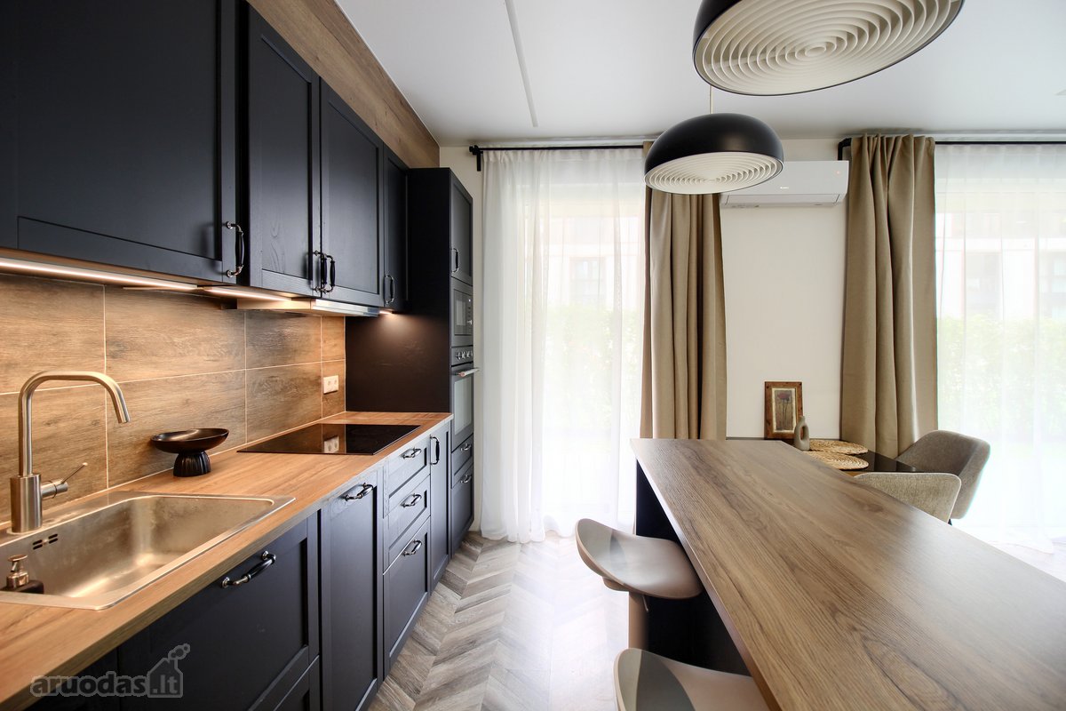 Modernus 3 kambarių butas miesto centre su - nuotraukos Nr. 5