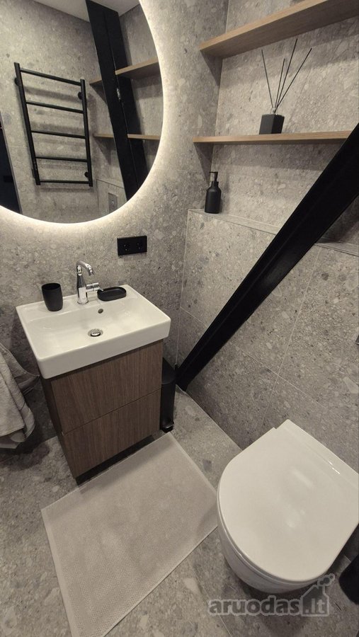Išnuomojamas naujai, moderniai įrengtas - nuotraukos Nr. 12