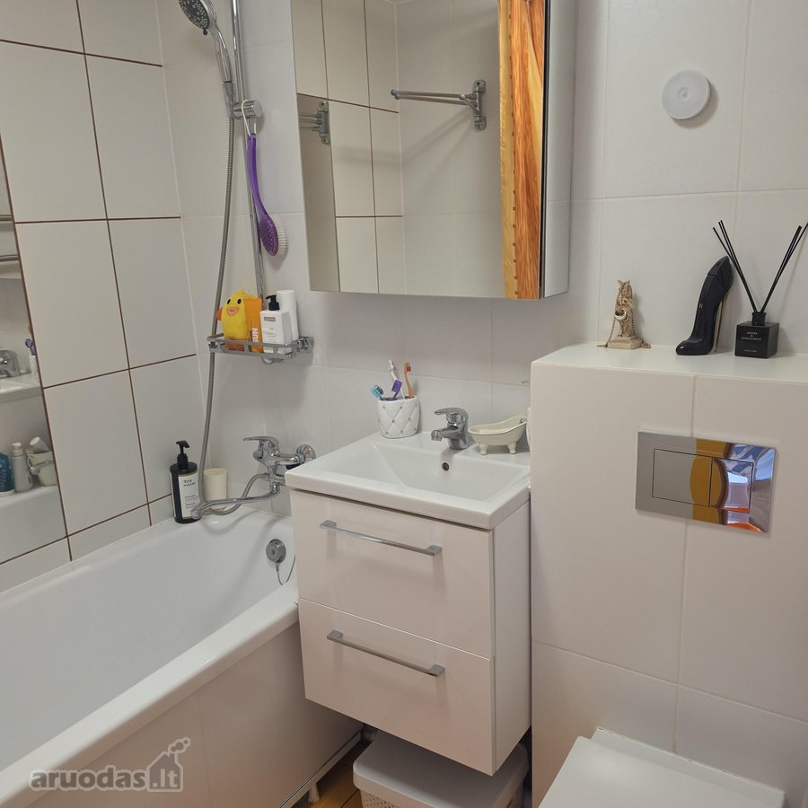 Parduodamas šviesus ir tvarkingas 2 kambarių - nuotraukos Nr. 12