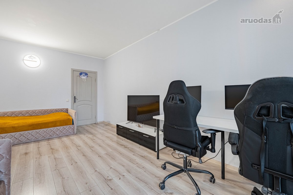 Parduodamas Erdvus Ir Šviesus 3 Kambarių - nuotraukos Nr. 8