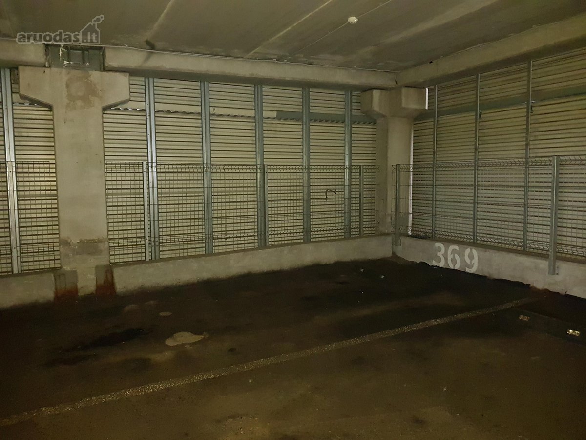 Kampinė, puiki vieta, telpa ir motociklas už - nuotraukos Nr. 2