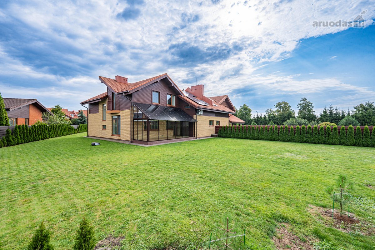 Erdvus 8 Kambarių Namas Slengiuose – 198,30 - nuotraukos Nr. 48