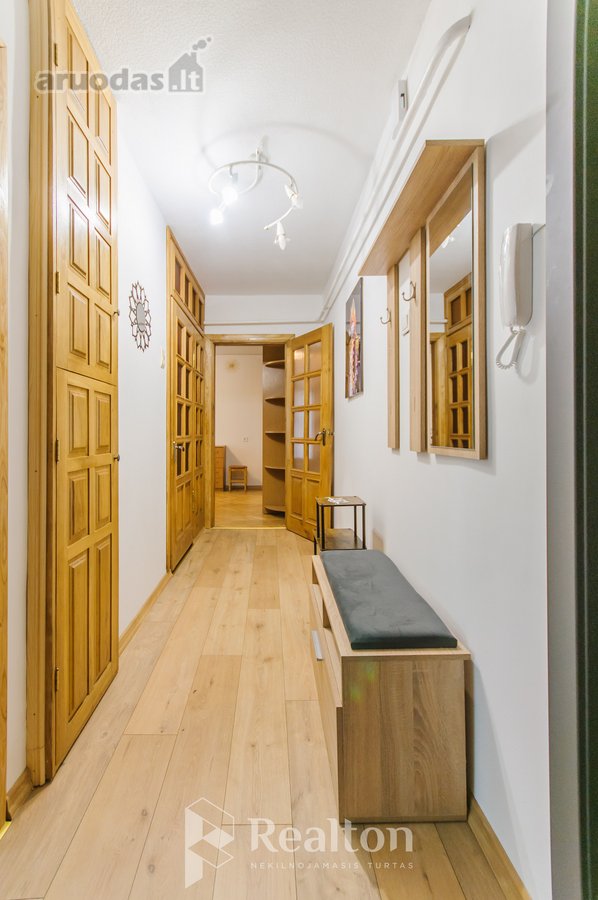 Nuomojamas tvarkingas 2 atskirų kambarių - nuotraukos Nr. 7