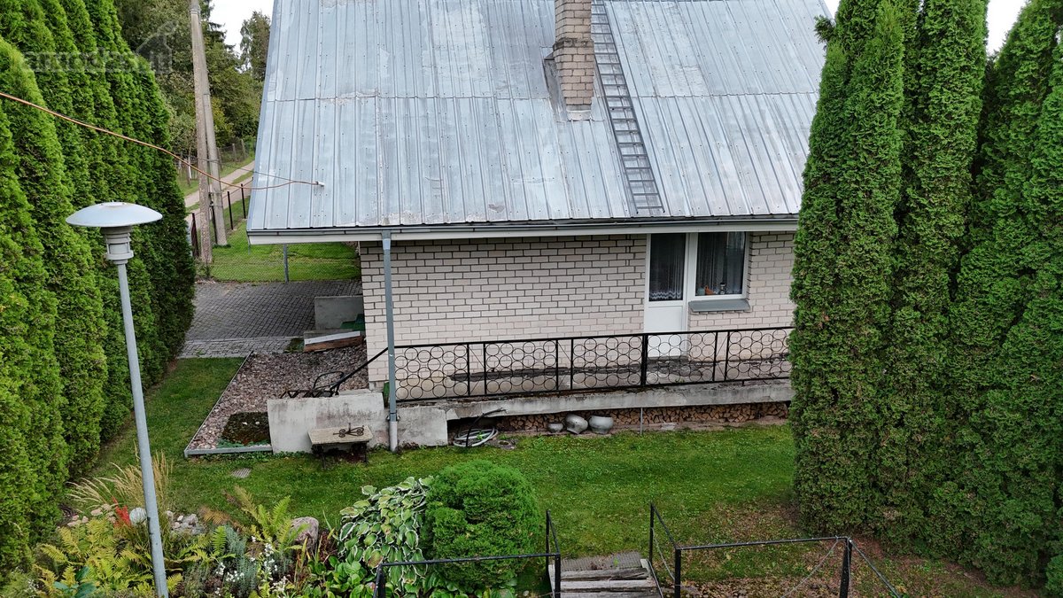 Parduodamas sodo namas ramioje ir žalioje - nuotraukos Nr. 9
