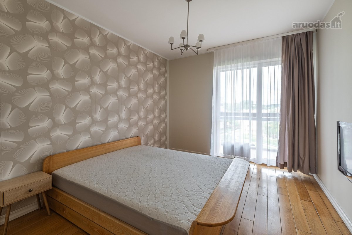 Nuomojamas nuostabus 3k. 84 m2 erdvus butas - nuotraukos Nr. 16
