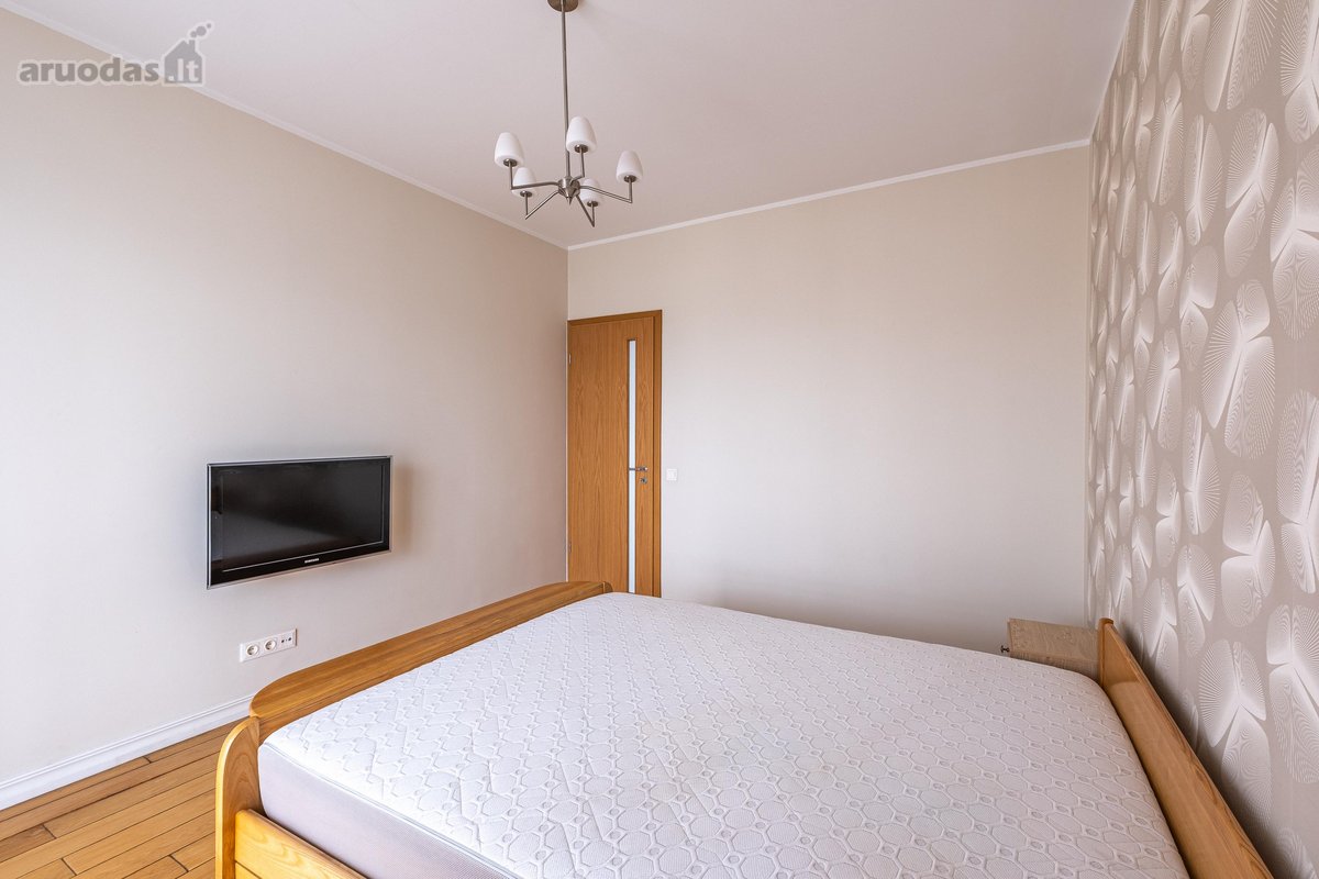 Nuomojamas nuostabus 3k. 84 m2 erdvus butas - nuotraukos Nr. 17