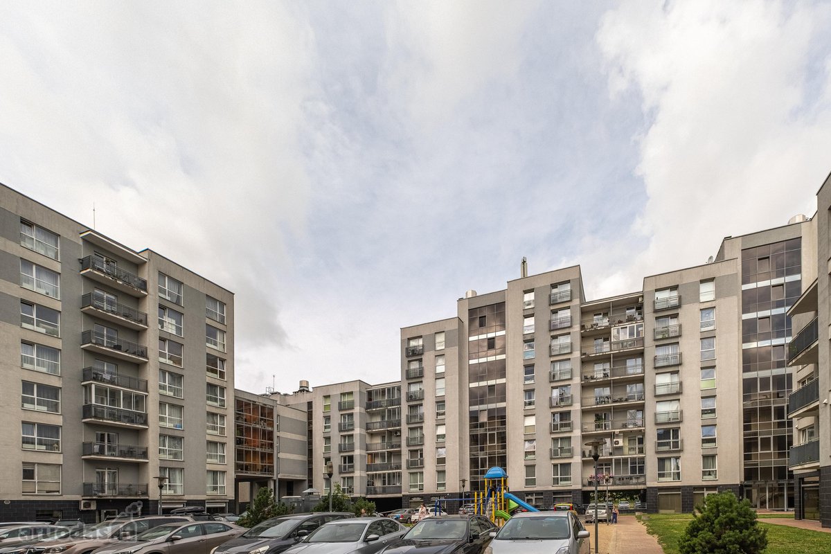 Nuomojamas nuostabus 3k. 84 m2 erdvus butas - nuotraukos Nr. 2