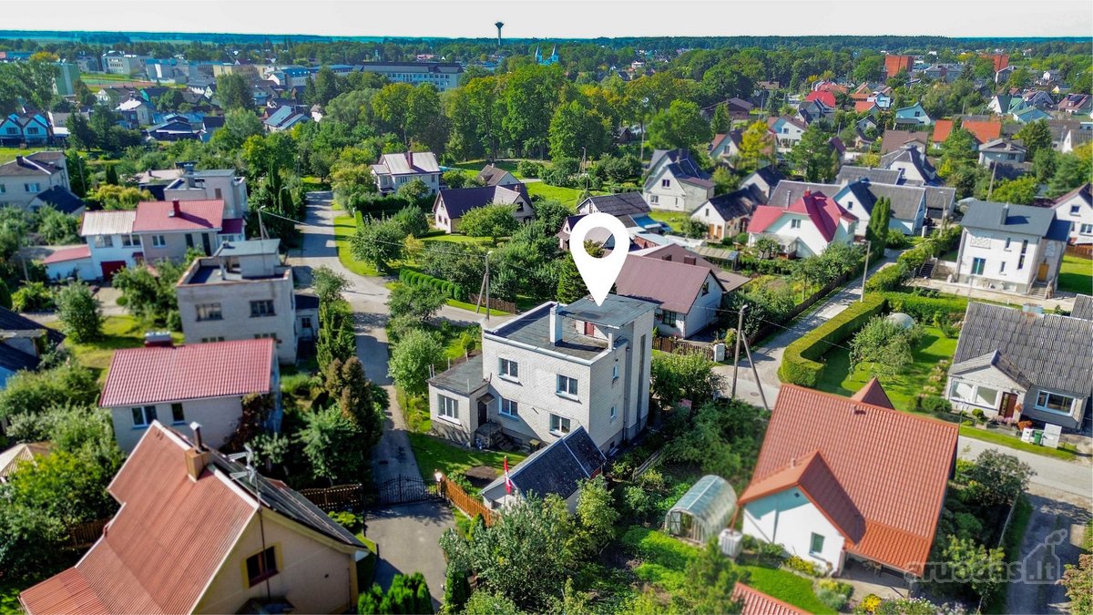 Parduodamas tvarkingas 2 aukštų gyvenamasis - nuotraukos Nr. 21