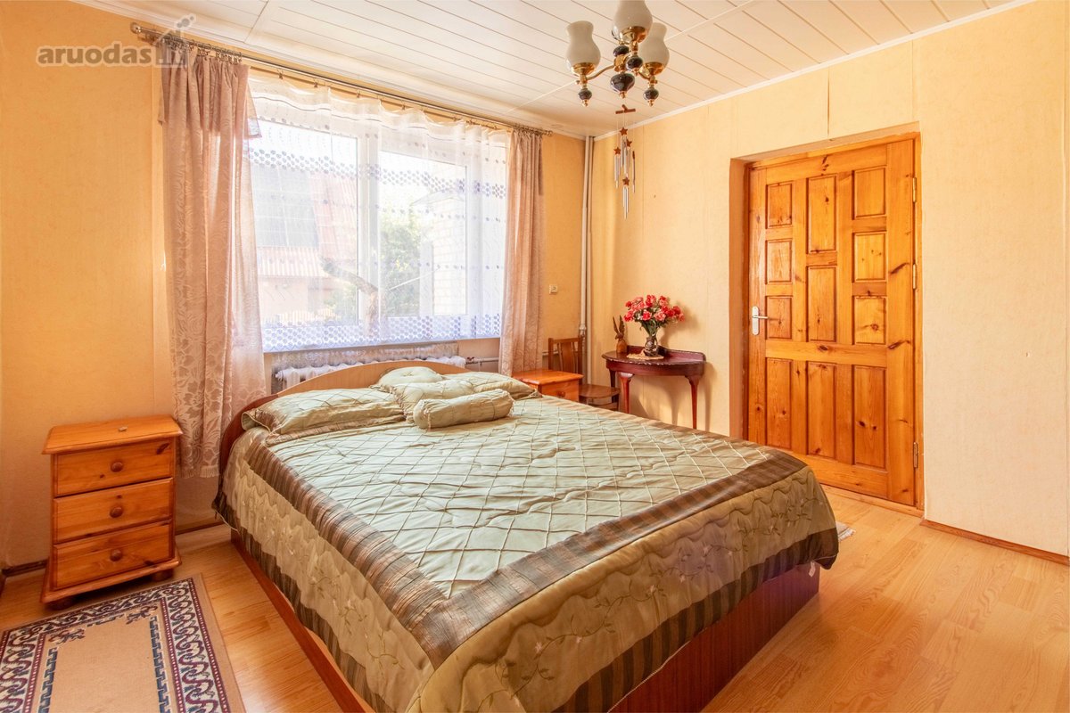 Parduodamas tvarkingas 2 aukštų gyvenamasis - nuotraukos Nr. 7