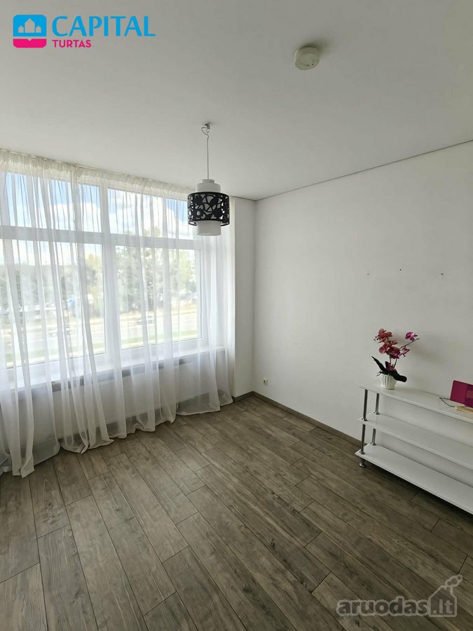 Parduodamas erdvus ir šviesus 2 kambarių - nuotraukos Nr. 22