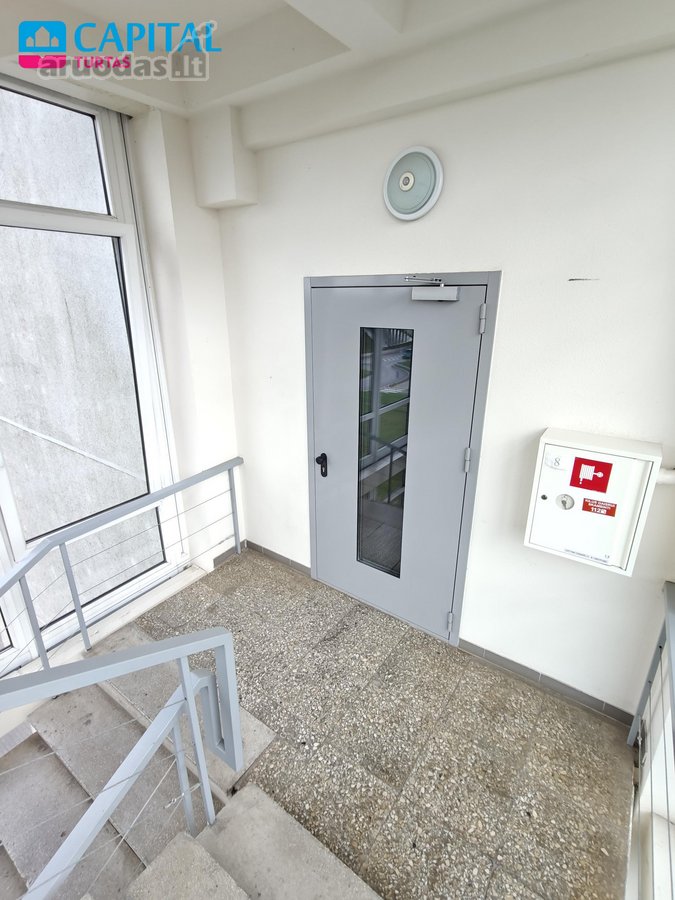 Parduodamas erdvus ir šviesus 2 kambarių - nuotraukos Nr. 8
