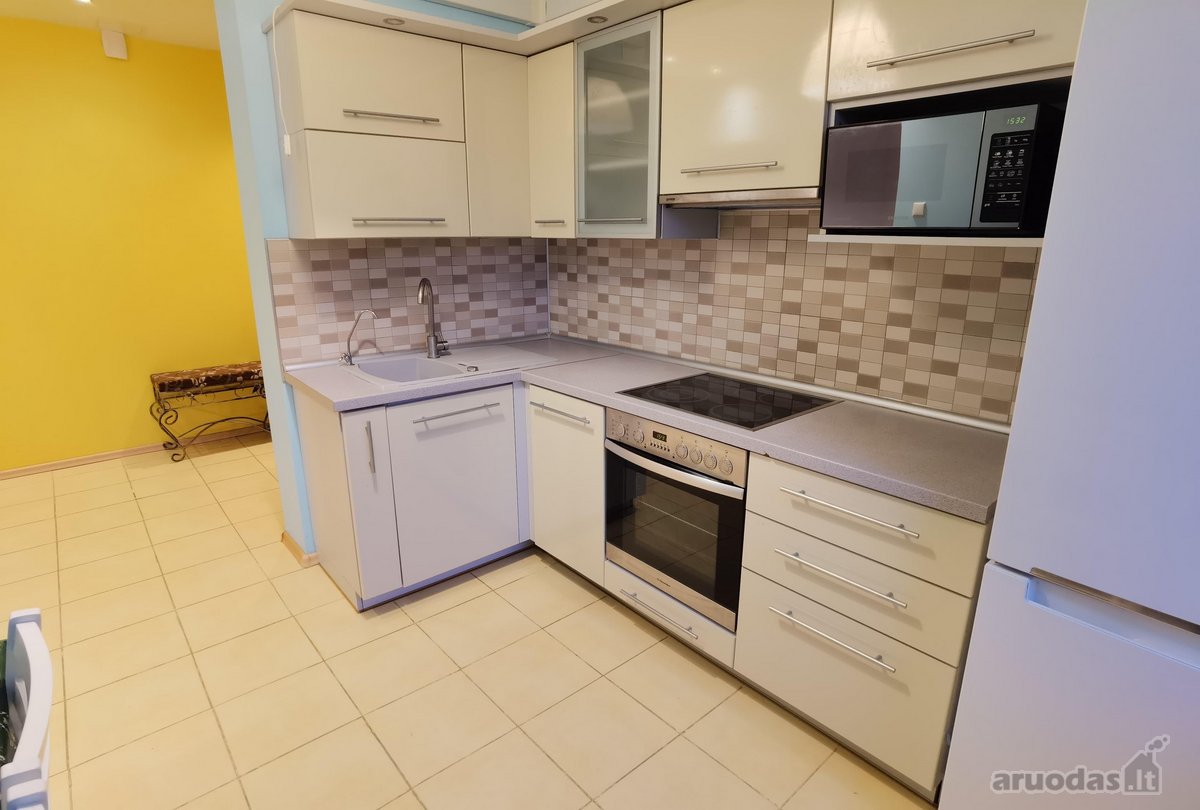 Parduodamas erdvus 3 kambarių, 66,08 m² butas - nuotraukos Nr. 2