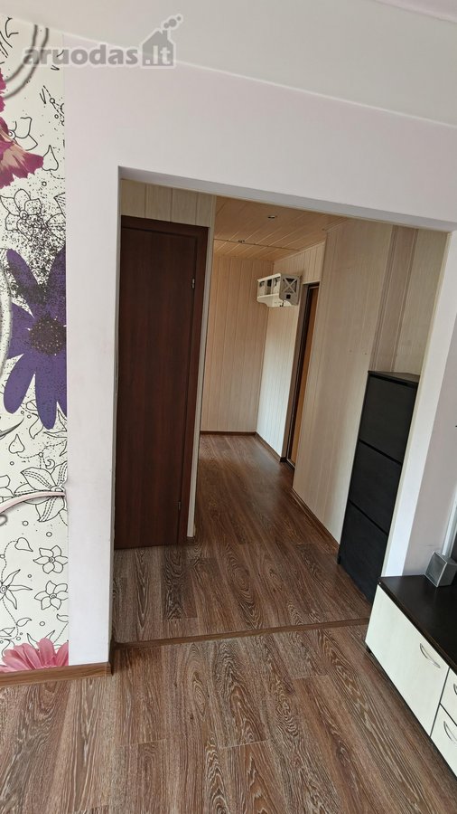 Parduodamas šviesus 2 kambarių butas Šiaulių - nuotraukos Nr. 7