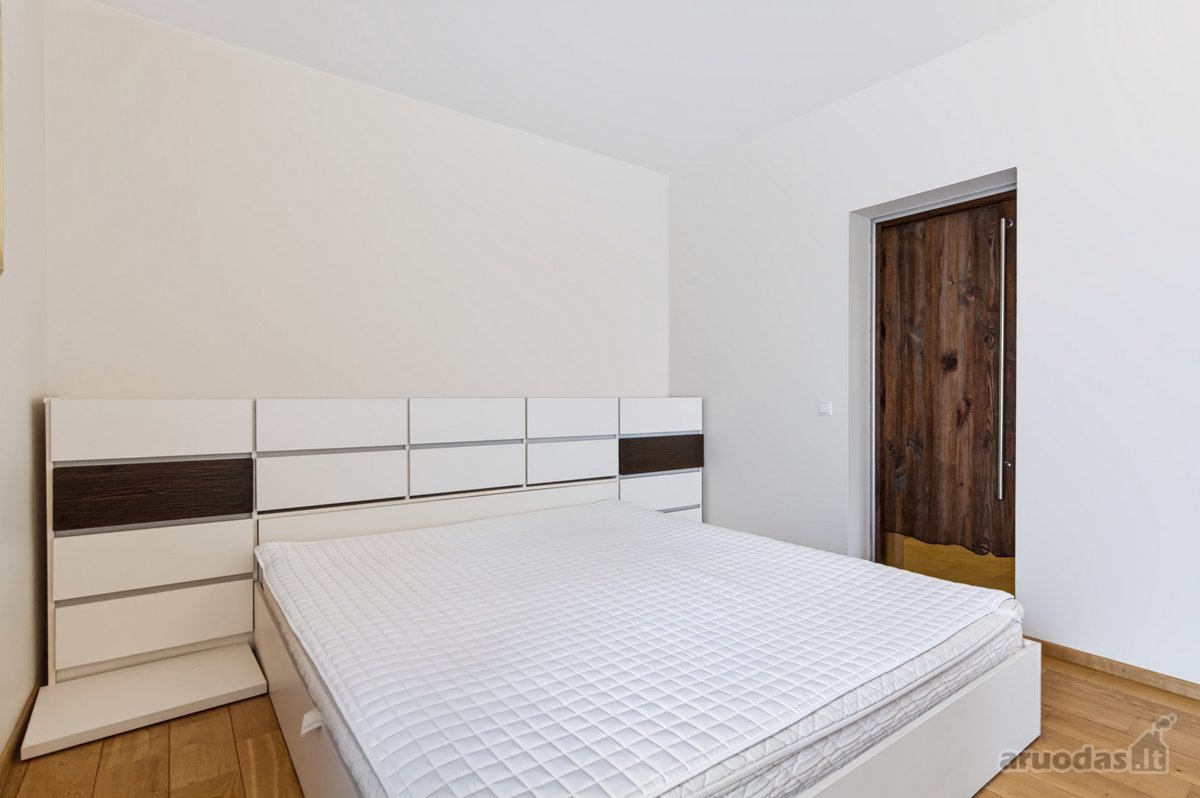 Nuomojamas Erdvus 3 Kambarių Butas Su Vaizdu - nuotraukos Nr. 32