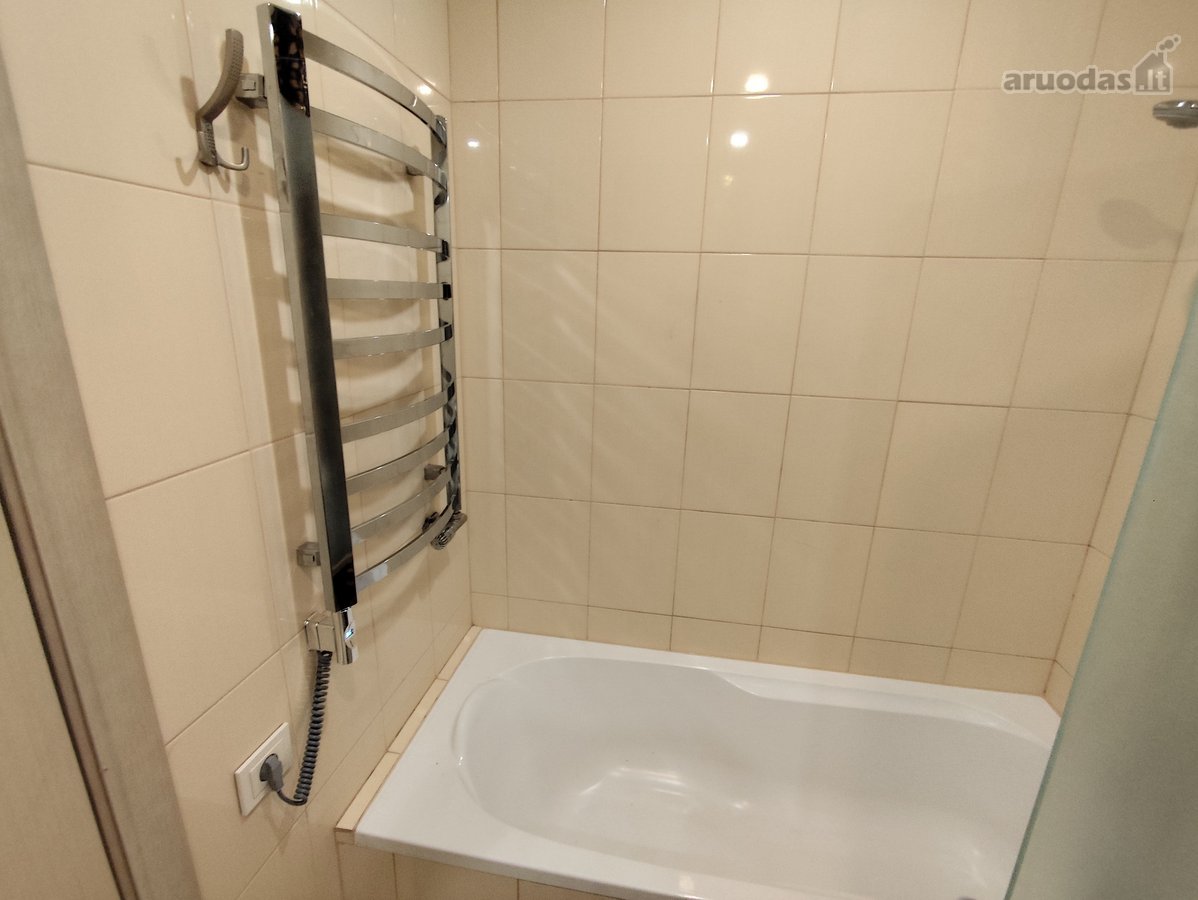 Nuomojamas šviesus 2 kambarių butas O. - nuotraukos Nr. 12