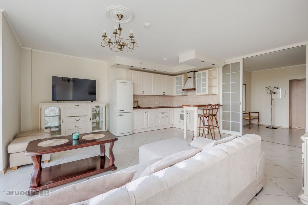 Strategiškai patogioje vietoje, stilingai - nuotraukos Nr. 9