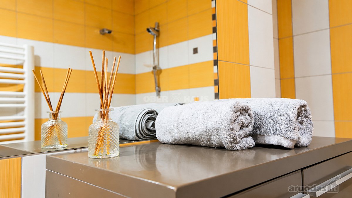 Nuomojamas erdvus ir šviesus 3 kambarių butas - nuotraukos Nr. 15