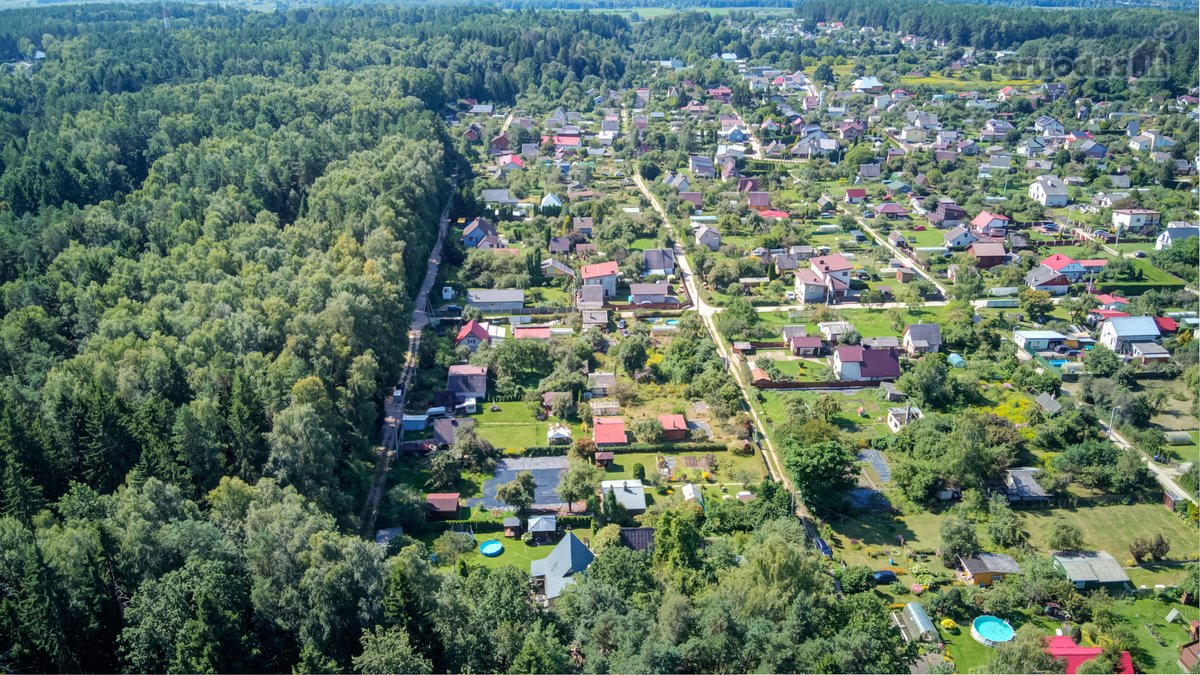 Namai Sode, Kuris Augo Dar Tada, Kai Apie - nuotraukos Nr. 70