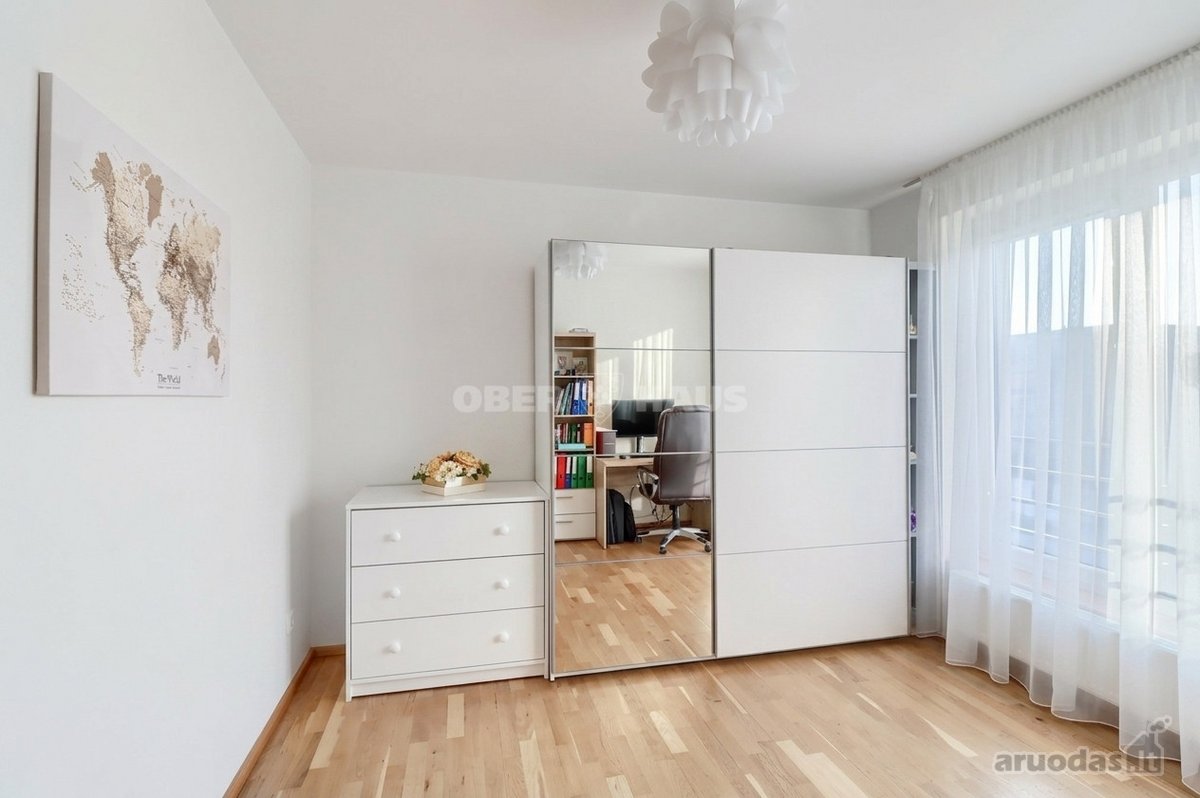Parduodamas išskirtinis 4 kambarių butas per - nuotraukos Nr. 10