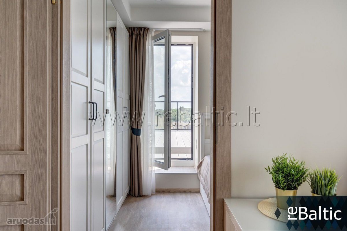 Stilingas butas su net 50 m&sup2; terasa ir - nuotraukos Nr. 15