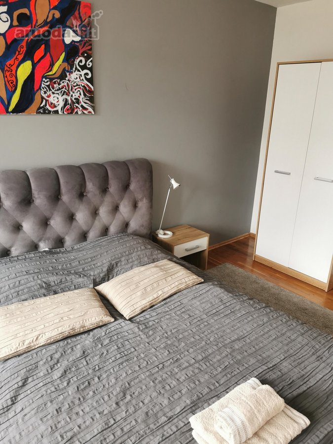 Tvarkingas butas, ąžuolo parketas, vonia - nuotraukos Nr. 5