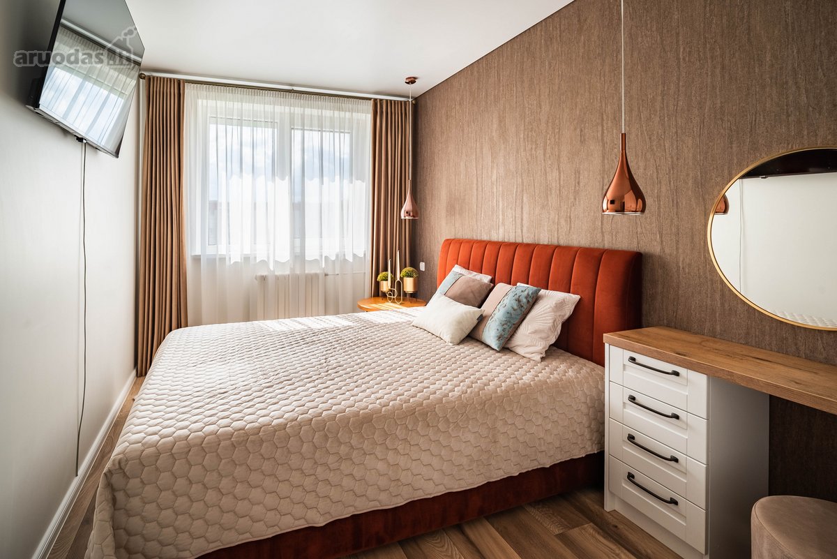 Parduodamas pilnai suremontuotas 4 kambarių - nuotraukos Nr. 6