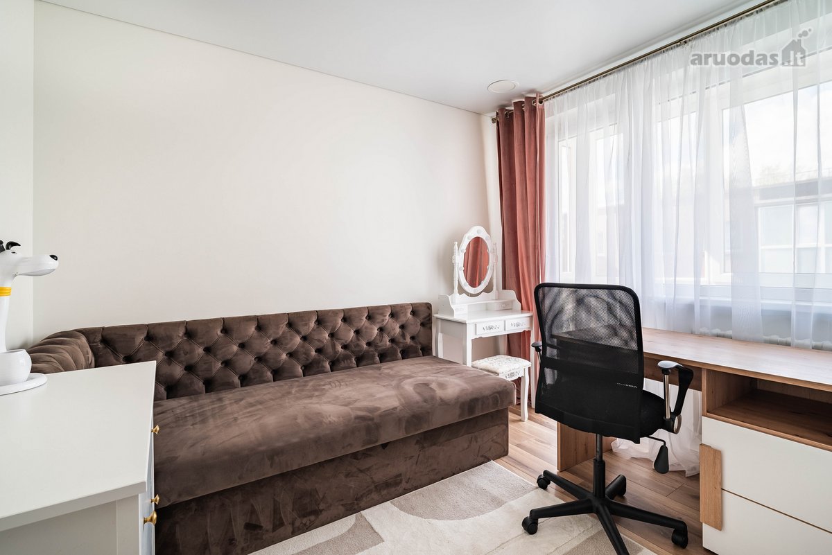 Parduodamas pilnai suremontuotas 4 kambarių - nuotraukos Nr. 11