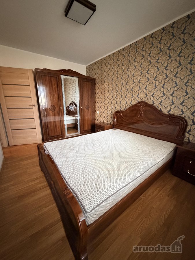 Šiltas,2 kambarių butas, renovuotame name, - nuotraukos Nr. 2