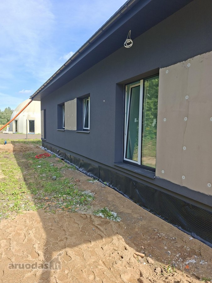 Parduodamas vieno aukšto 138,5 kv. m. jaukus - nuotraukos Nr. 2