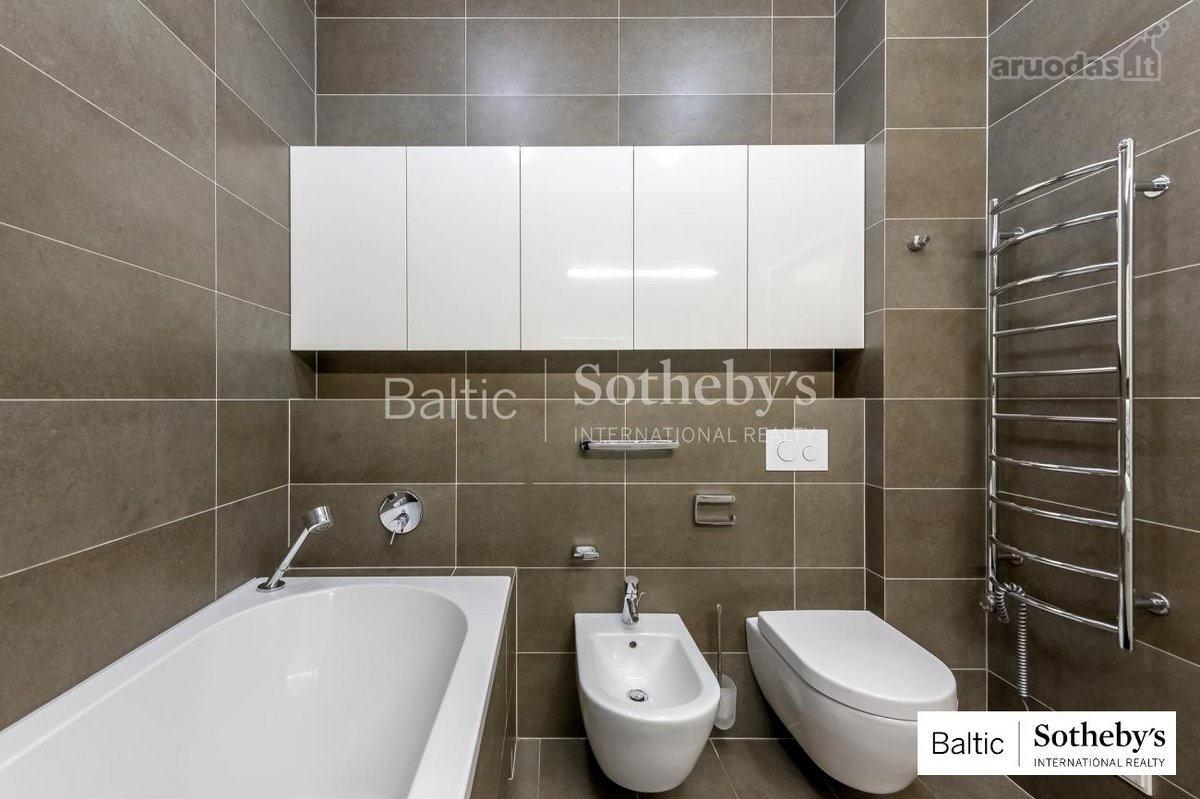 Stilingas 3 kambarių butas Žvėryne - nuotraukos Nr. 27