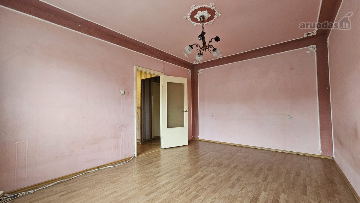 Parduodamas Erdvus 2 Kambarių Butas Arti - nuotraukos Nr. 7