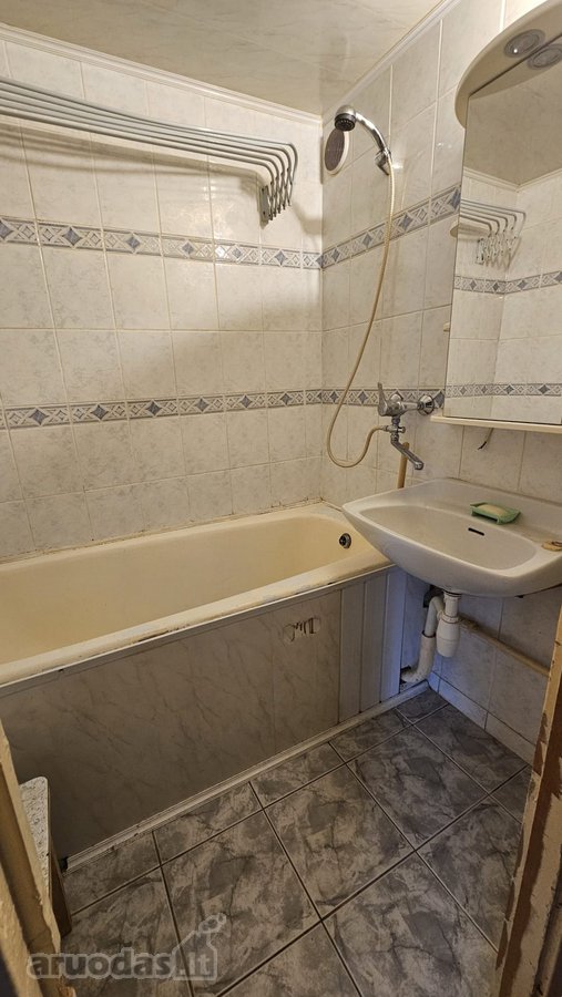 Parduodamas Erdvus 2 Kambarių Butas Arti - nuotraukos Nr. 12