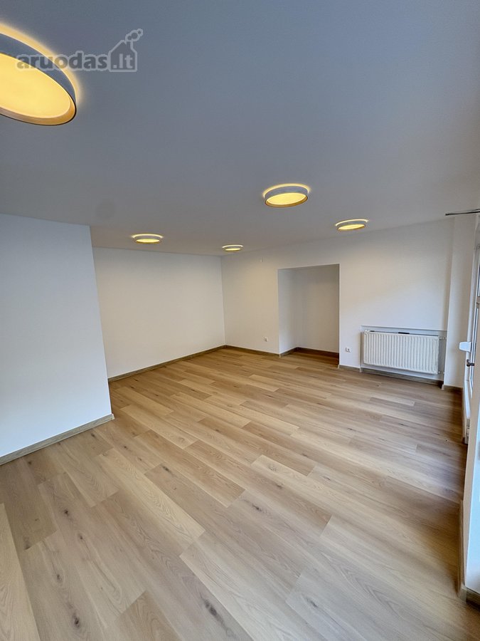 Nuomojamos šviesios ir jaukios komercinės - nuotraukos Nr. 21