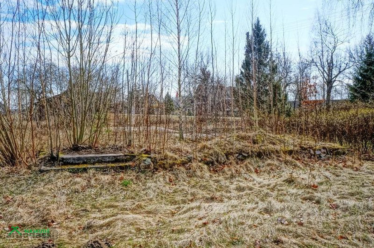 Parduodama sodyba su gyvenamojo namo pamatais - nuotraukos Nr. 6