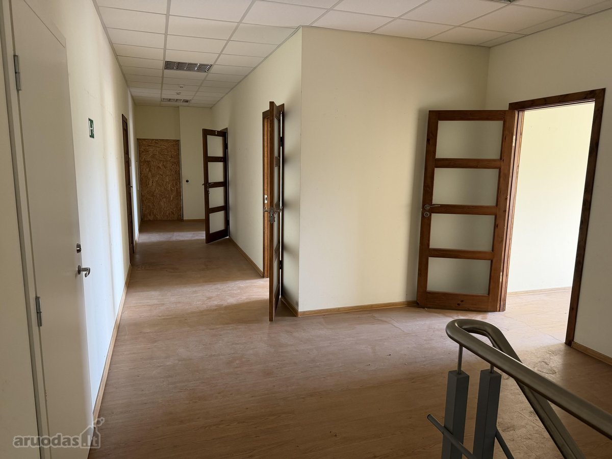 Parduodu administracinį pastatą Kazimieravos - nuotraukos Nr. 9