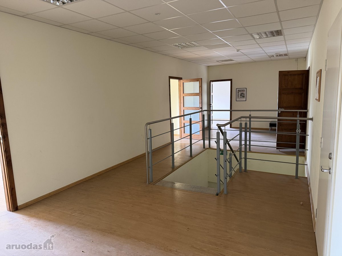 Parduodu administracinį pastatą Kazimieravos - nuotraukos Nr. 10