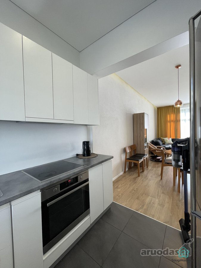 Išnuomojamas erdvus bei šviesus 3 kambarių, - nuotraukos Nr. 11