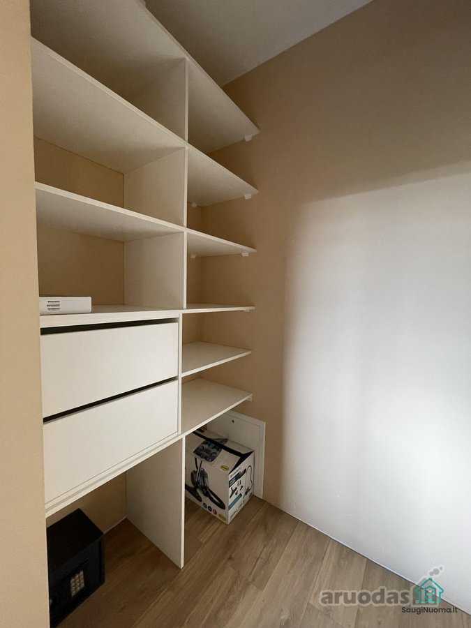 Išnuomojamas erdvus bei šviesus 3 kambarių, - nuotraukos Nr. 20