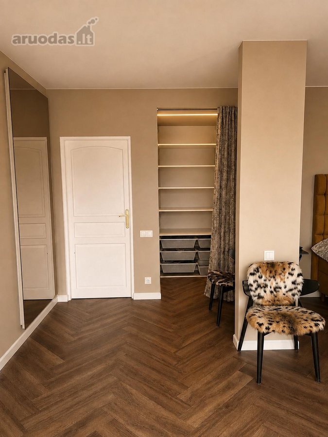 Parduodamas erdvus dviejų aukštų 138,69 m² - nuotraukos Nr. 5