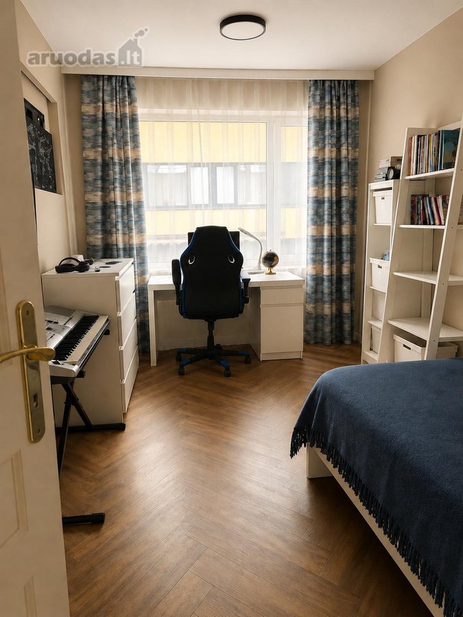 Parduodamas erdvus dviejų aukštų 138,69 m² - nuotraukos Nr. 7