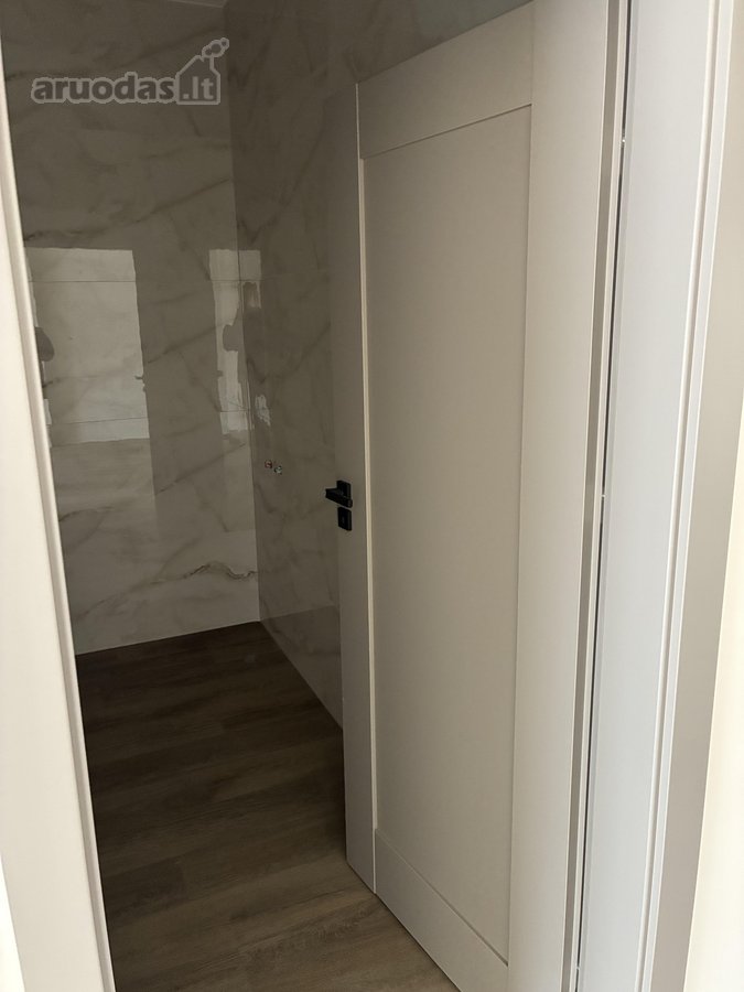 Parduodamas erdvus 3 kambarių neįrengtas - nuotraukos Nr. 7