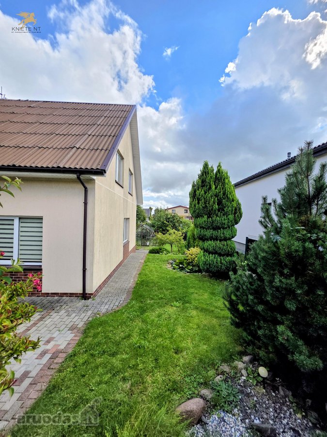 Erdvus namas Gargždų mieste – šeimai, - nuotraukos Nr. 3