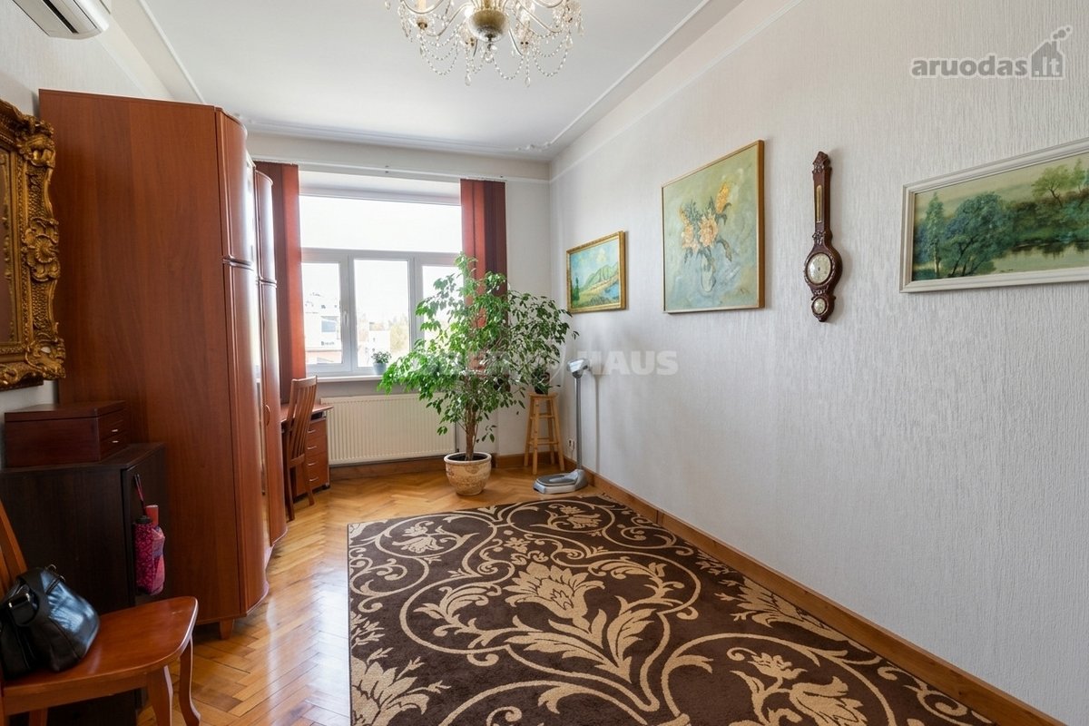 Parduodamas erdvus trijų kambarių butas Kauno - nuotraukos Nr. 3