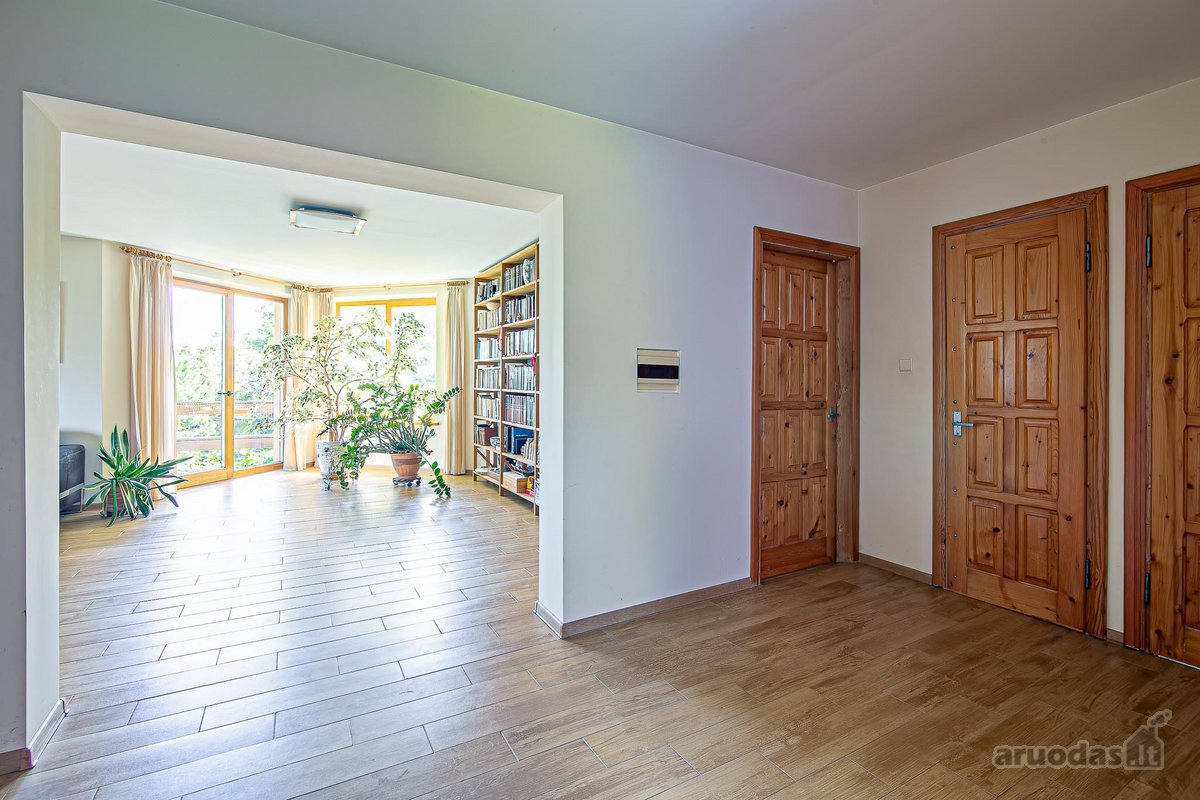 Parduodamas 6 Kambarių, 2 Aukštų, 255 M2 - nuotraukos Nr. 15