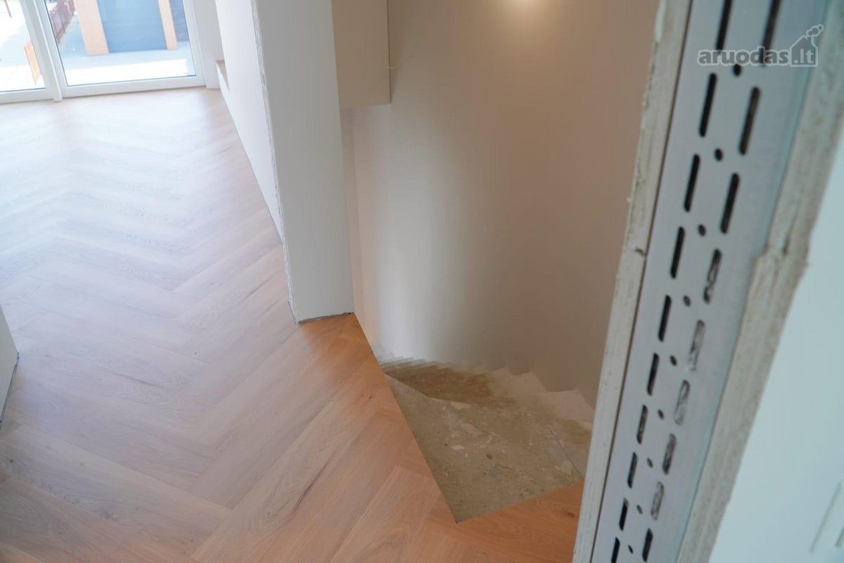 Išskirtinis pilnai įrengtas kotedžas su - nuotraukos Nr. 23