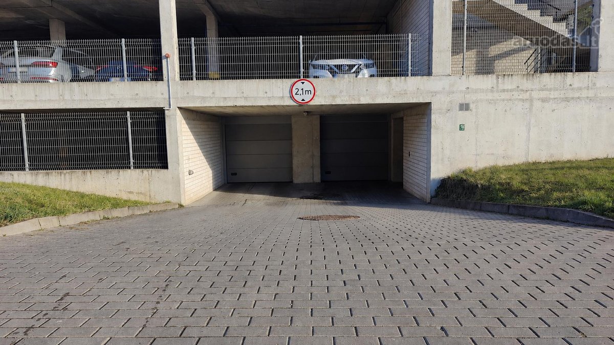 Nuomojama automobilio stovėjimo vieta - nuotraukos Nr. 3