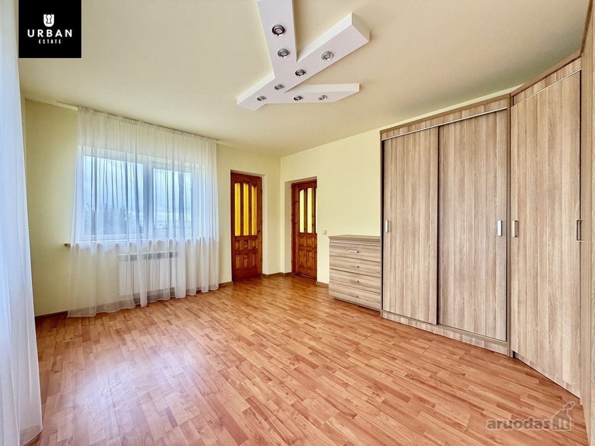 Parduodamas Labai Ramioje Vietoje Erdvus Ir - nuotraukos Nr. 4